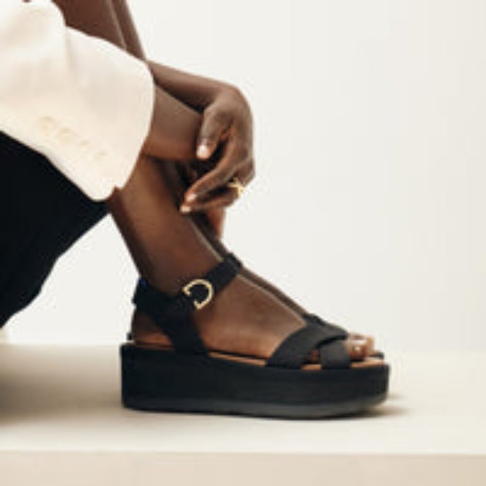 The Criss–Cross Lightweight Wedge Sandal